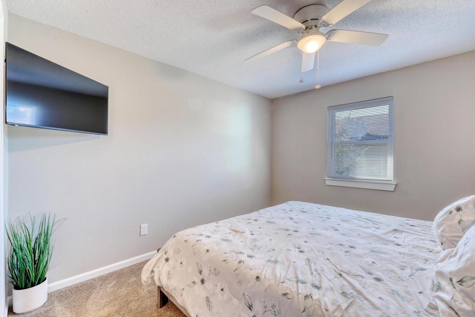 Вилла 1408 Perrin Dr, Unit D - Ocean Walk Sleeps 8 Миртл-Бич Экстерьер фото