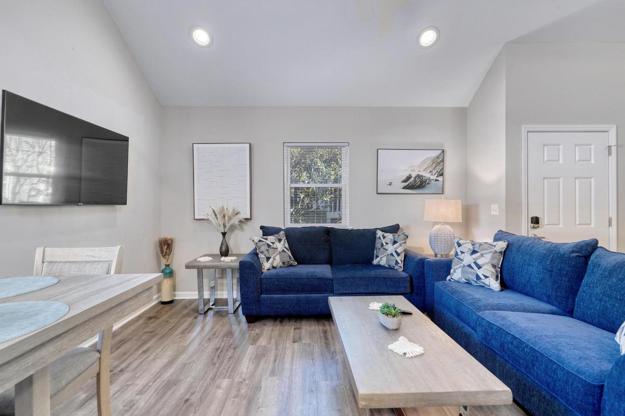 Вилла 1408 Perrin Dr, Unit D - Ocean Walk Sleeps 8 Миртл-Бич Экстерьер фото