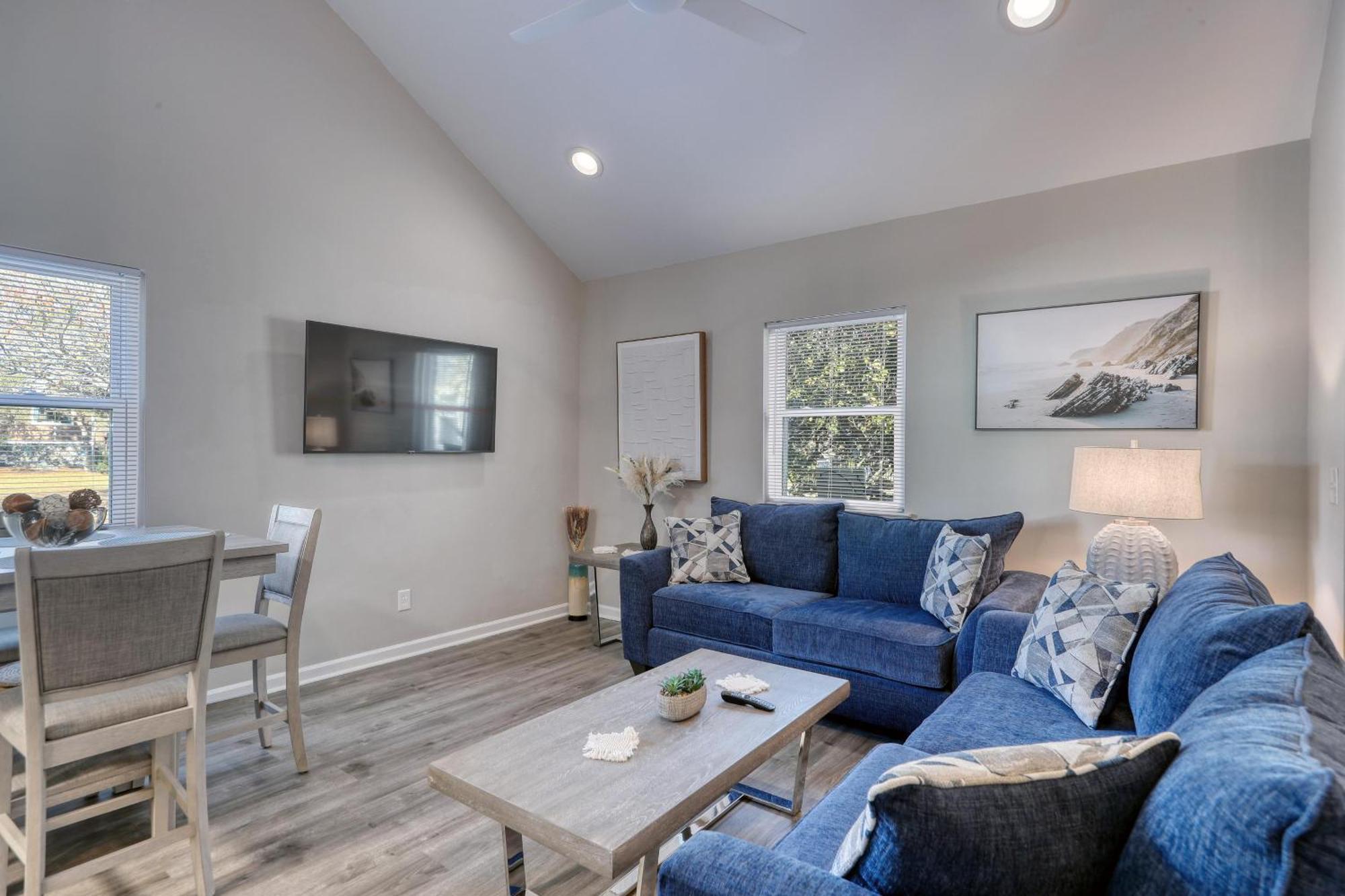 Вилла 1408 Perrin Dr, Unit D - Ocean Walk Sleeps 8 Миртл-Бич Экстерьер фото
